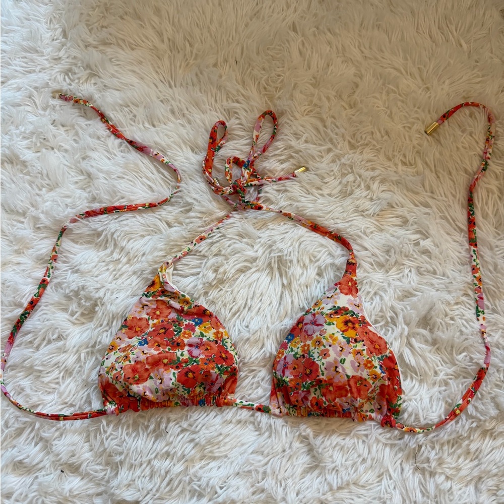 Monday swimwear Floral Triangle Bikini Top - Red Multi